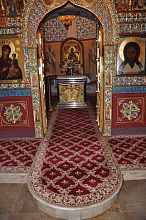Ковровое покрытие с укладкой в храм